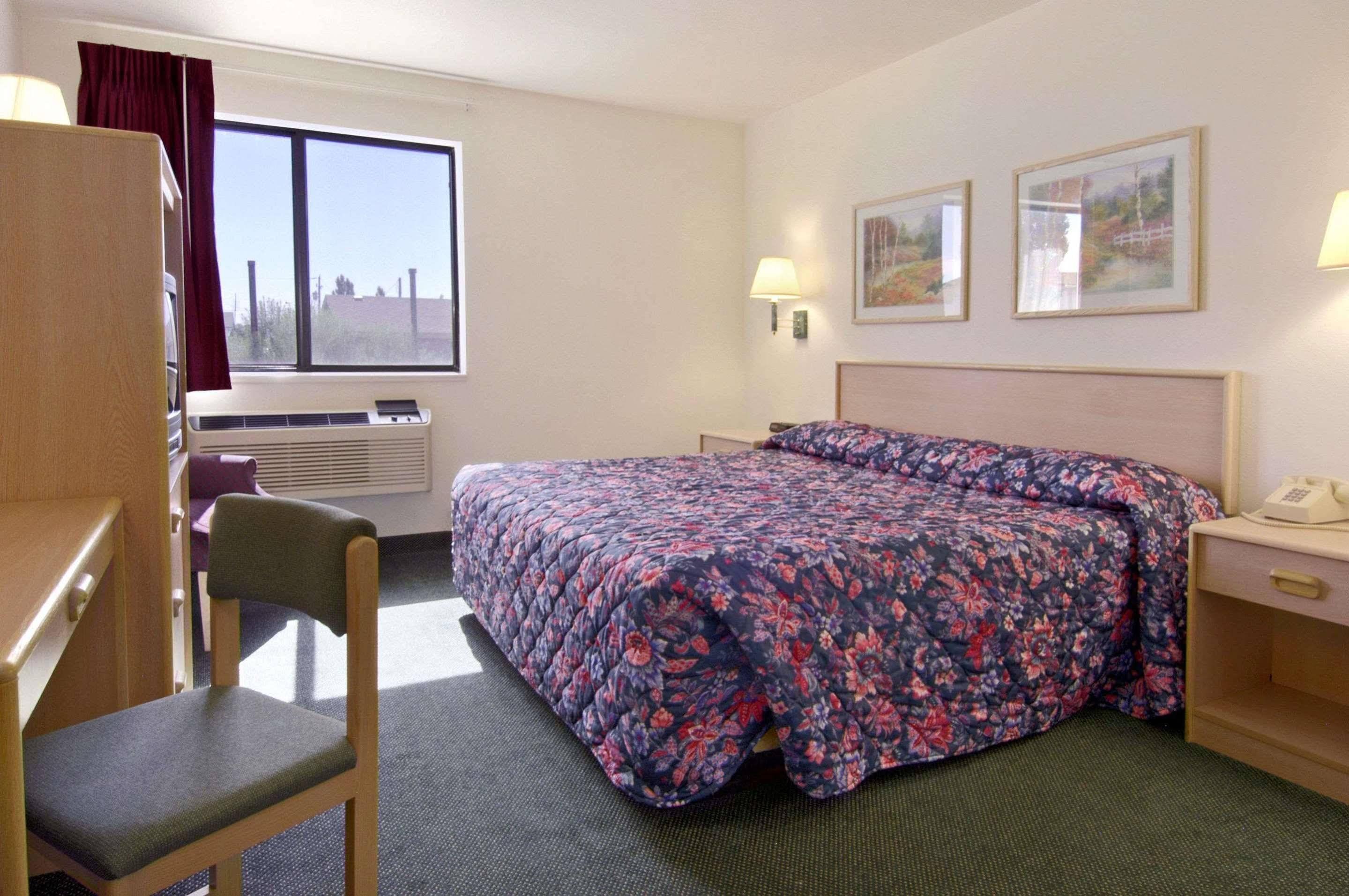 Arch Canyon Inn Blanding Buitenkant foto