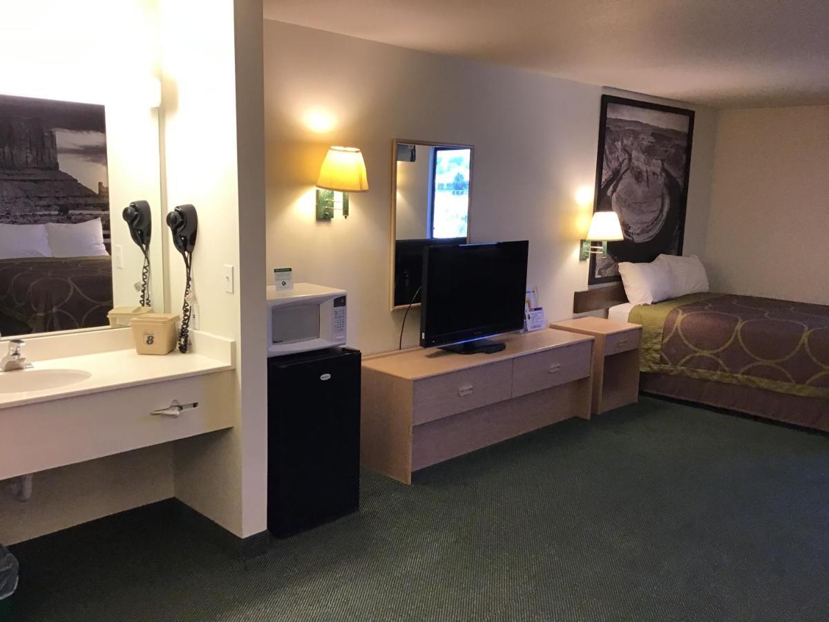 Arch Canyon Inn Blanding Buitenkant foto